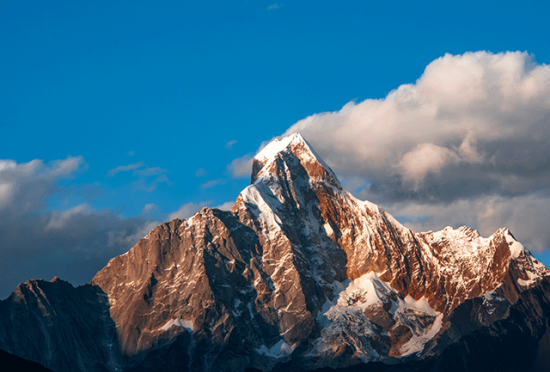 四姑娘山